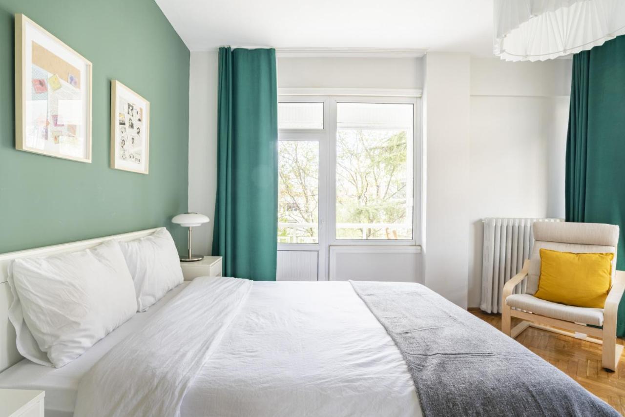 Apartamento Spacious Flat Near Caddebostan Coast Estambul Exterior foto